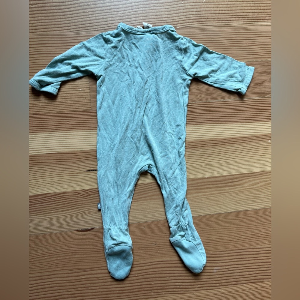 Kyte Baby Sage Green Zip Footie 0-3m - Picture 2 of 3